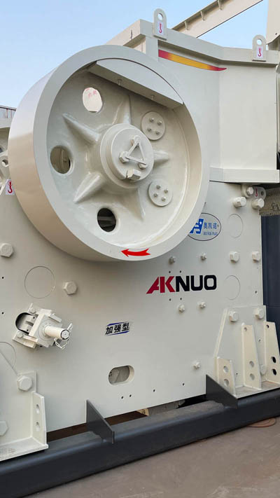 歐版顎式破碎機(jī) 歐版顎式破碎機(jī)