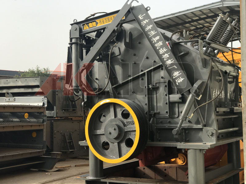 移動破專用碎石機設(shè)備 移動破專用碎石機設(shè)備