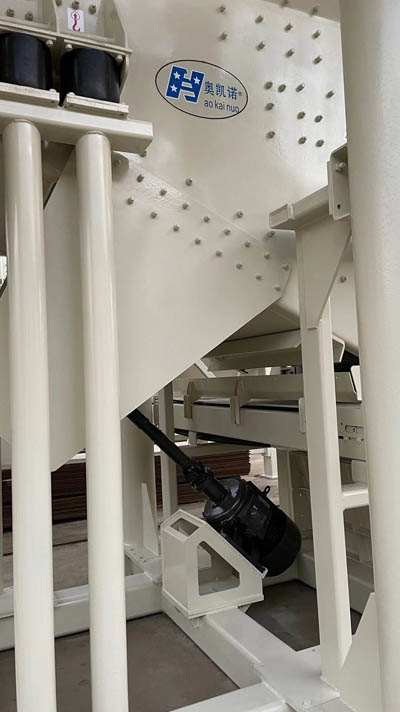 盤式振動(dòng)給料機(jī) 盤式振動(dòng)給料機(jī)