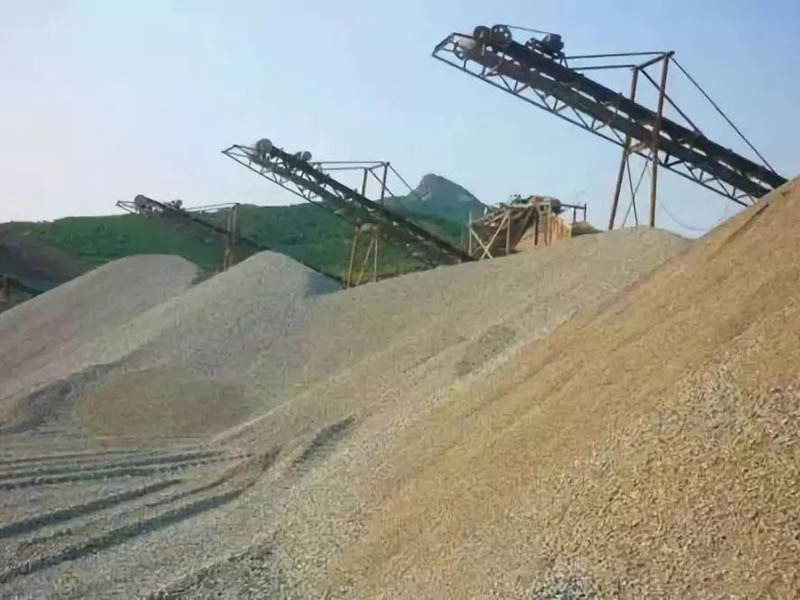 青石制砂機(jī) 青石制砂機(jī)